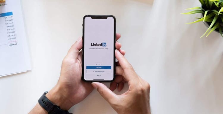 How Many Characters In A Linkedin Post? [A Character Count Guide]