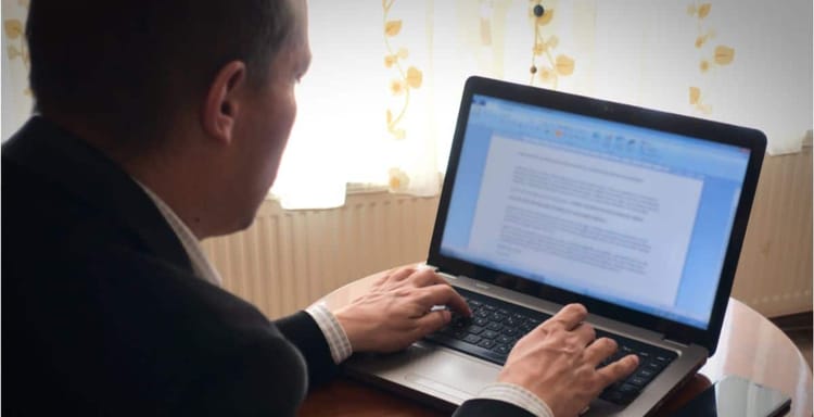 Digital writing tool on computer for word count analysis.