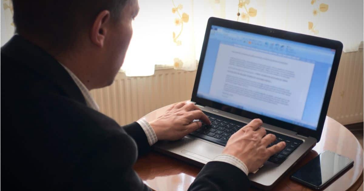 Digital writing tool on computer for word count analysis.