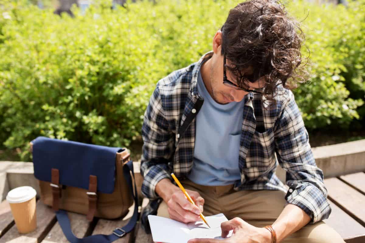 How Long Does It Take To Write 300 Words